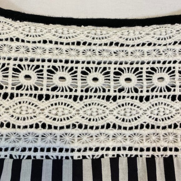 Chicos Striped Pullover Top Lace Detail Cotton - Picture 8 of 10